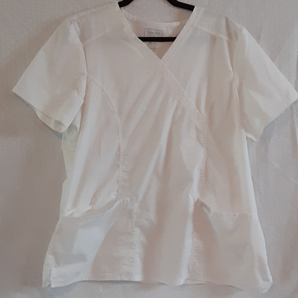Cherokee scrub top